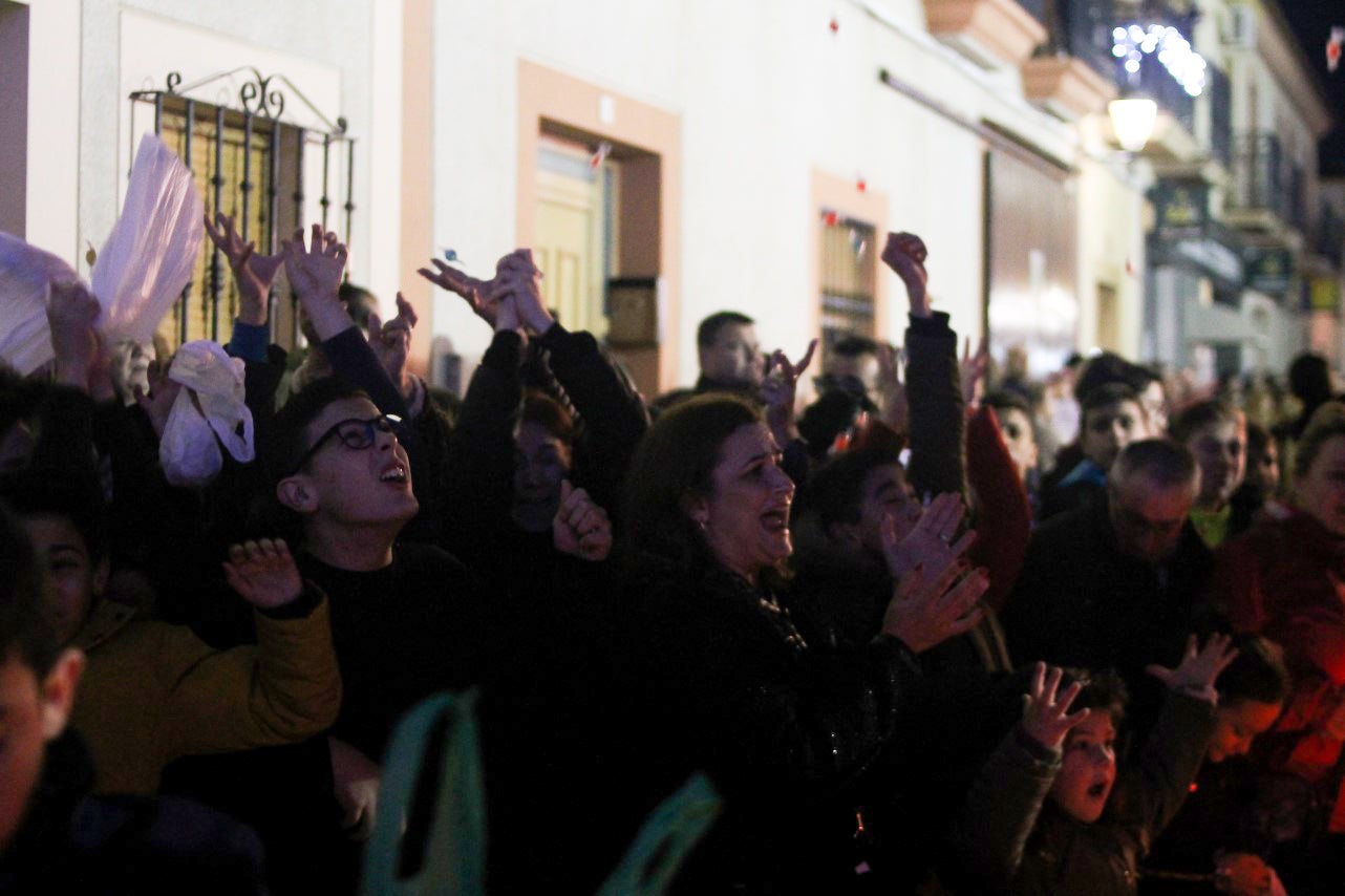 Algunas imágenes de la cabalgata de Los Reyes Magos de Oriente en Valverde de Leganés (05-01-2019)