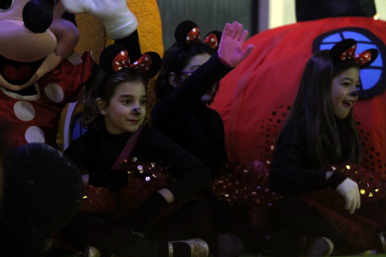 Algunas imágenes de la cabalgata de Los Reyes Magos de Oriente en Valverde de Leganés (05-01-2019)