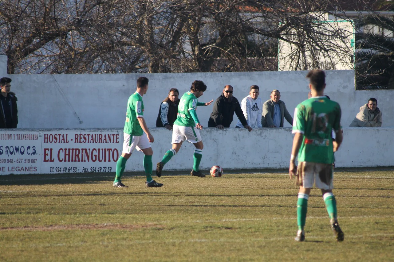 Imágenes del encuentro de la 21ª jornada de liga de Tercera División disputado en el Municipal de San Roque y que acabó 0-2 (20-01-2019)