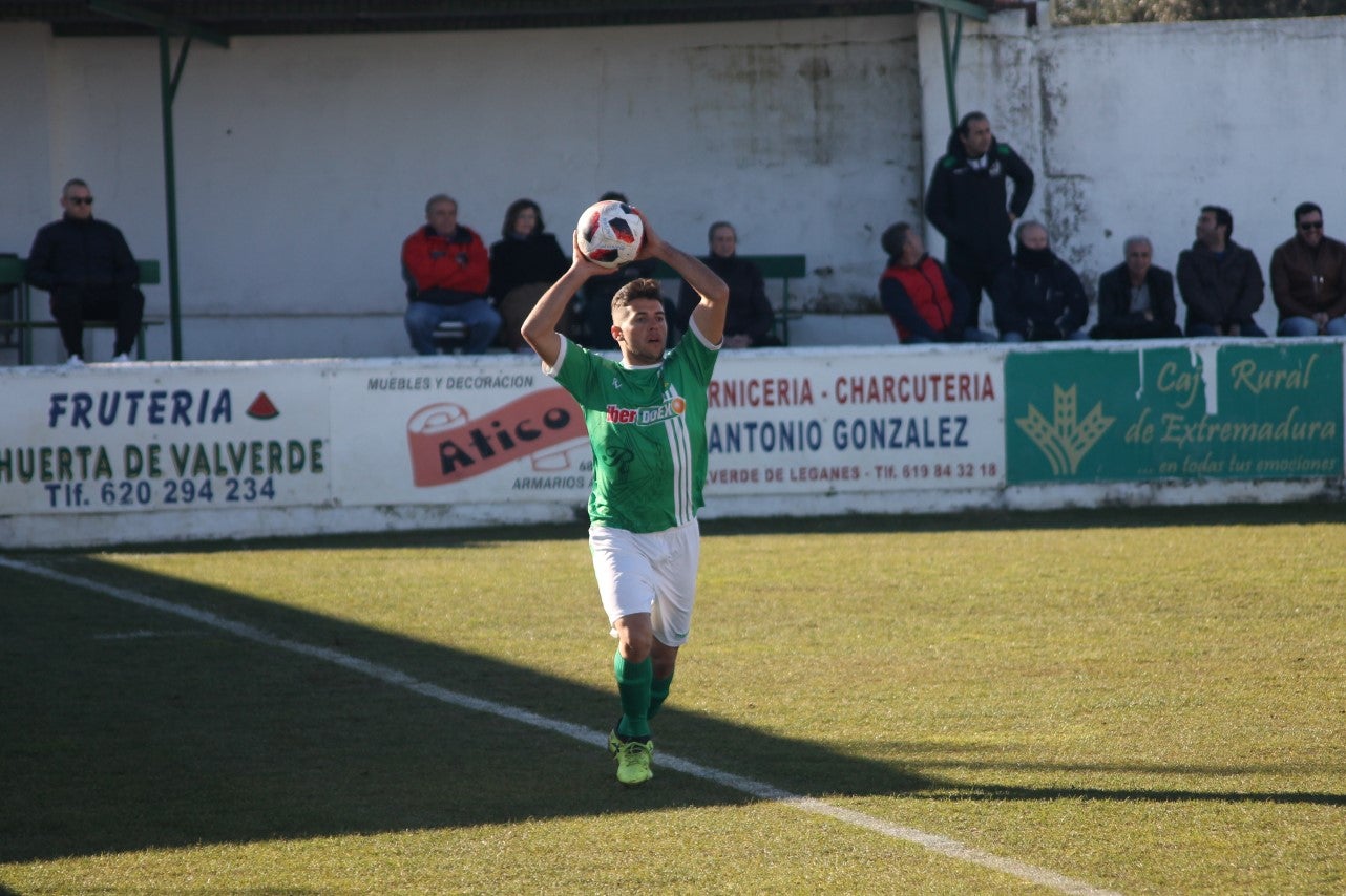 Imágenes del encuentro de la vigesimotercera jornada de liga de Tercera División, disputado en el Municipal de San Roque y que terminó 6-2 (03-02-2019)