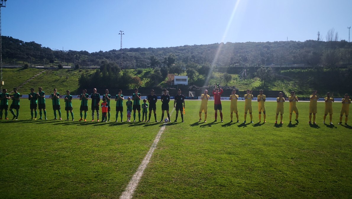 Imágenes del encuentro de la vigesimosexta joranda de liga de Tercera División, disputado en Jerez de los Caballeros y que acabó (24-22-2019)