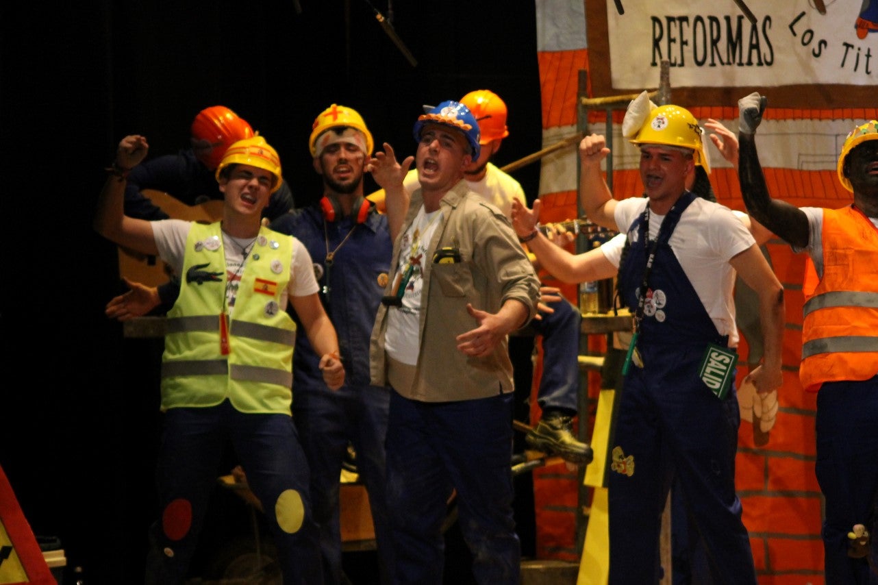 Actuación de Los Titiriteros en el Concurso de Murgas del Carnaval de Valverde de Leganés 2019 (01-03-2019)