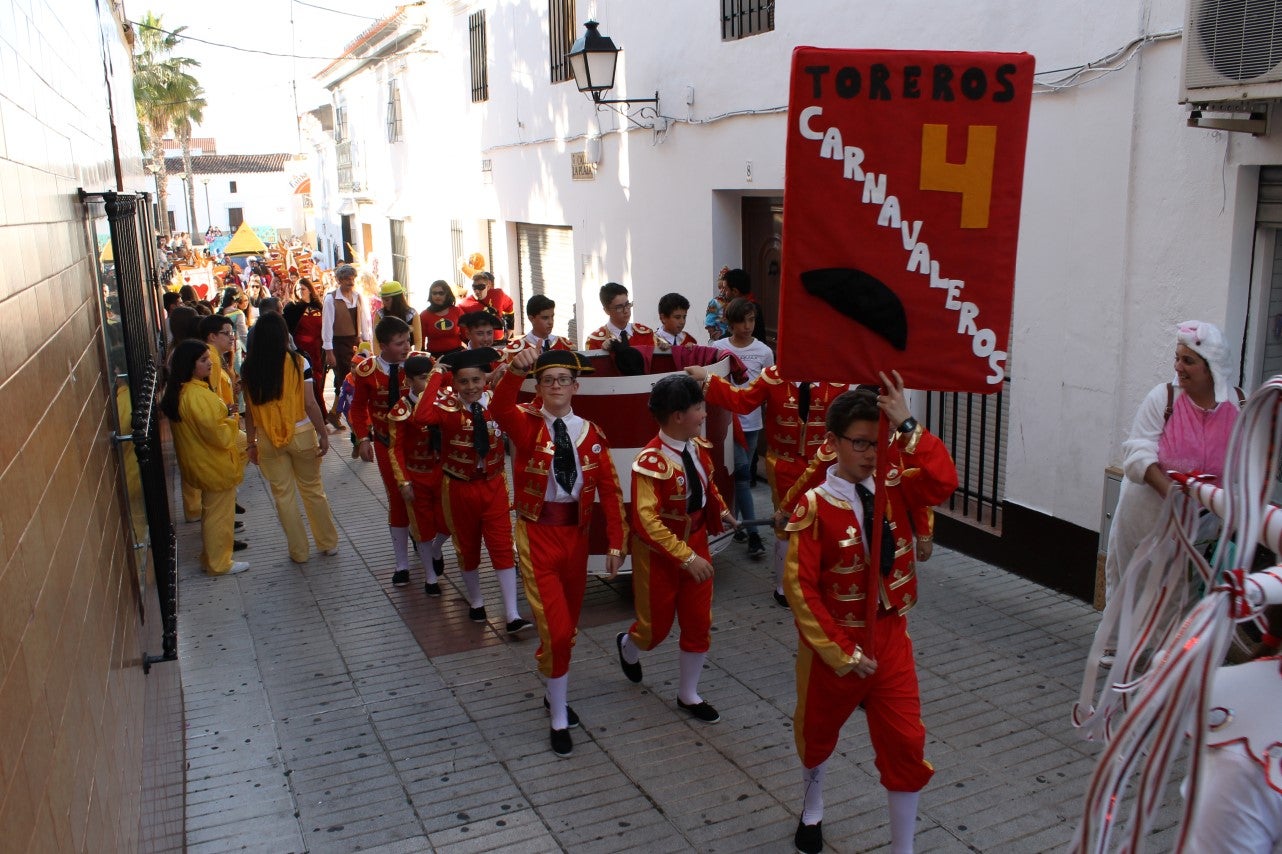 Algunas imágenes del Carnaval 2019 celebrado en Valverde de Leganés (02-03-2019)