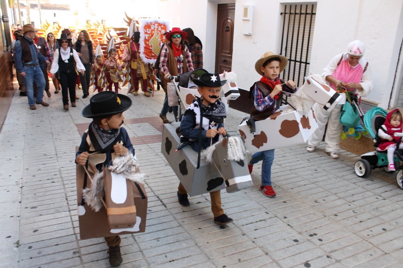 Algunas imágenes del Carnaval 2019 celebrado en Valverde de Leganés (02-03-2019)