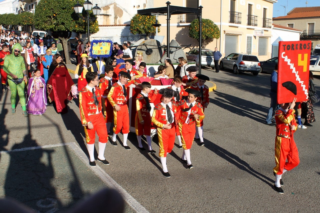 Algunas imágenes del Carnaval 2019 celebrado en Valverde de Leganés (02-03-2019)