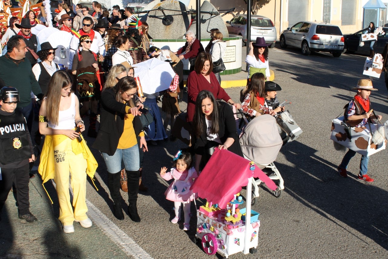 Algunas imágenes del Carnaval 2019 celebrado en Valverde de Leganés (02-03-2019)