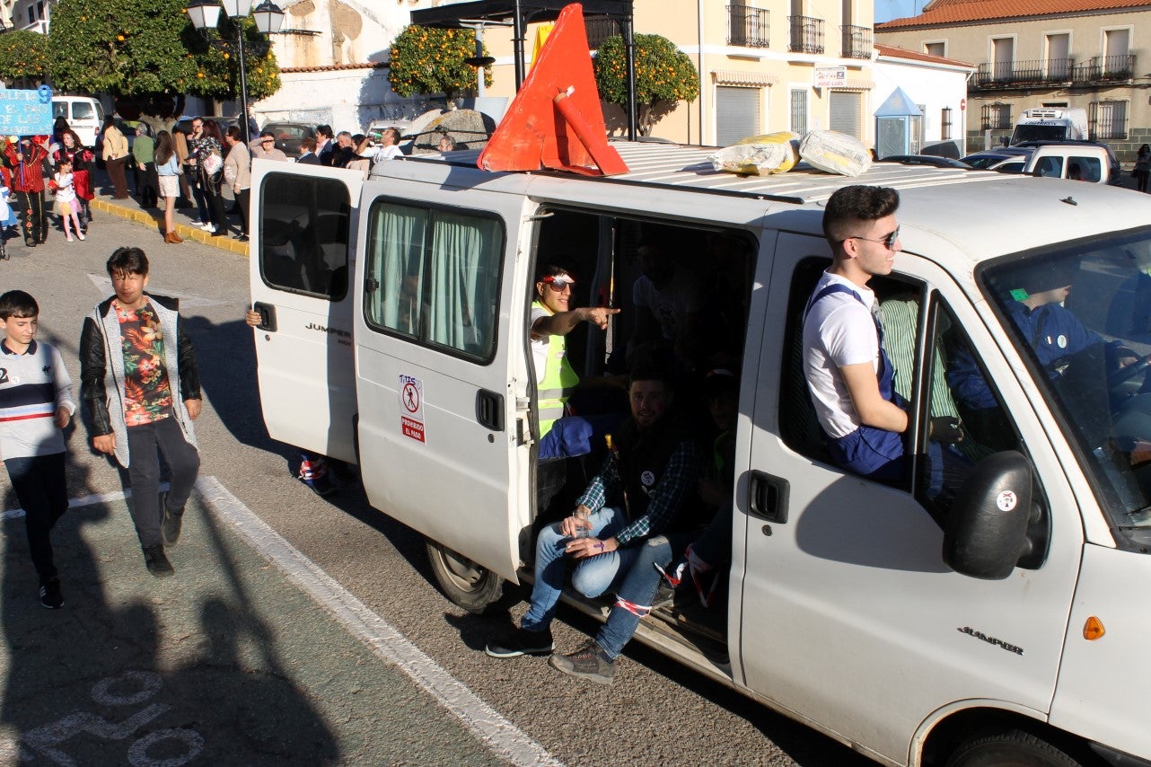 Algunas imágenes del Carnaval 2019 celebrado en Valverde de Leganés (02-03-2019)