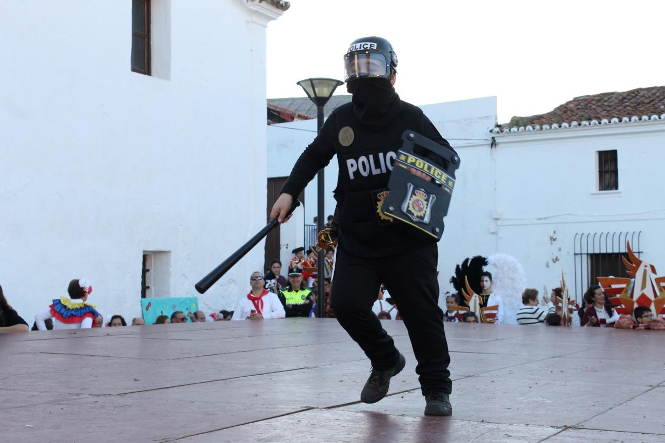 Imágenes de los participantes del Carnaval de Valverde de Leganés (02-03-2019)