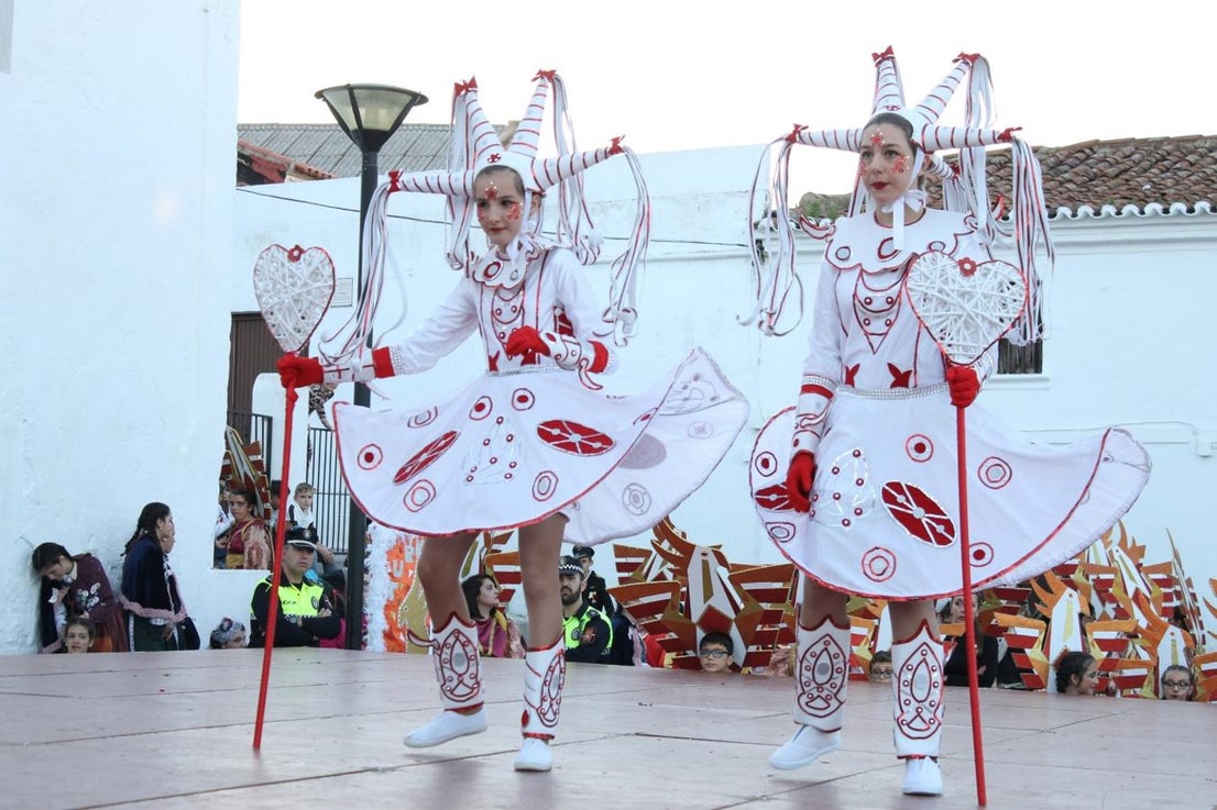 Imágenes de los participantes del Carnaval de Valverde de Leganés (02-03-2019)