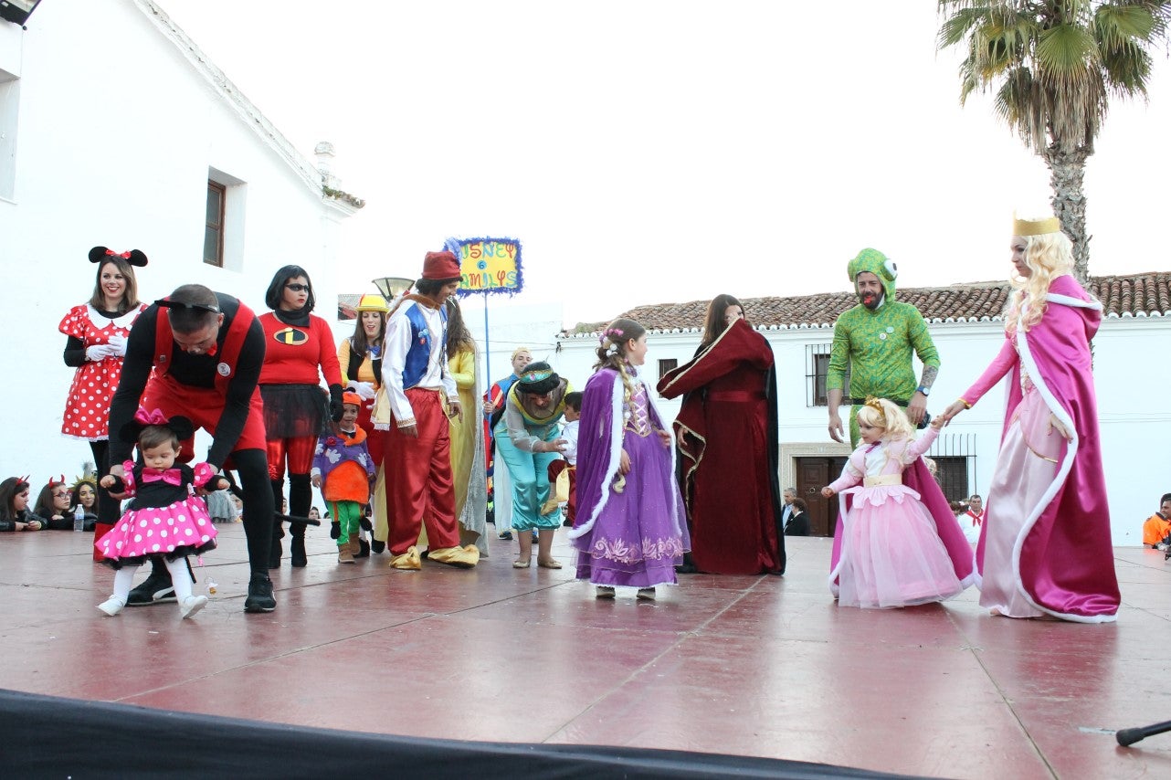 Imágenes de los participantes del Carnaval de Valverde de Leganés (02-03-2019)