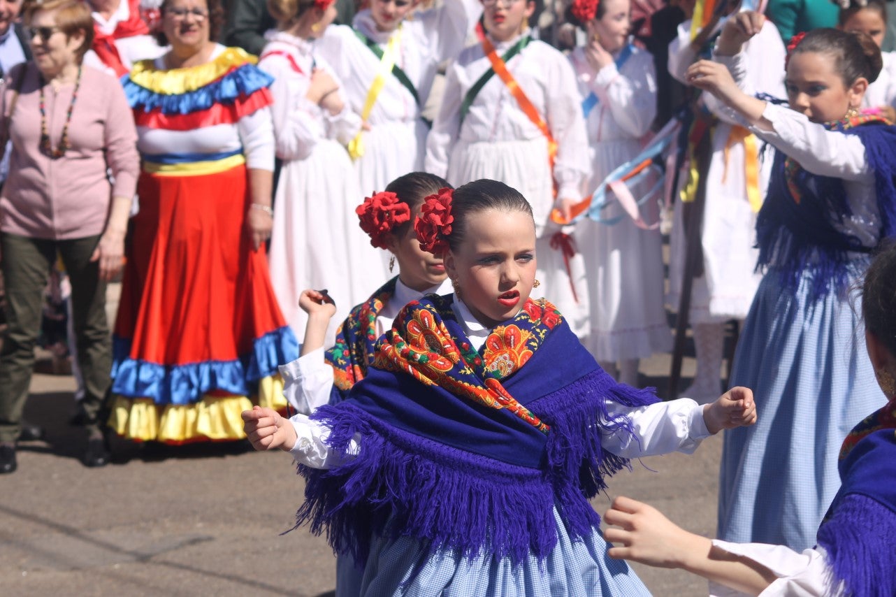 Imágenes de la celebración del Domingo de Piñata en Valverde de Leganés (10-03-2019)