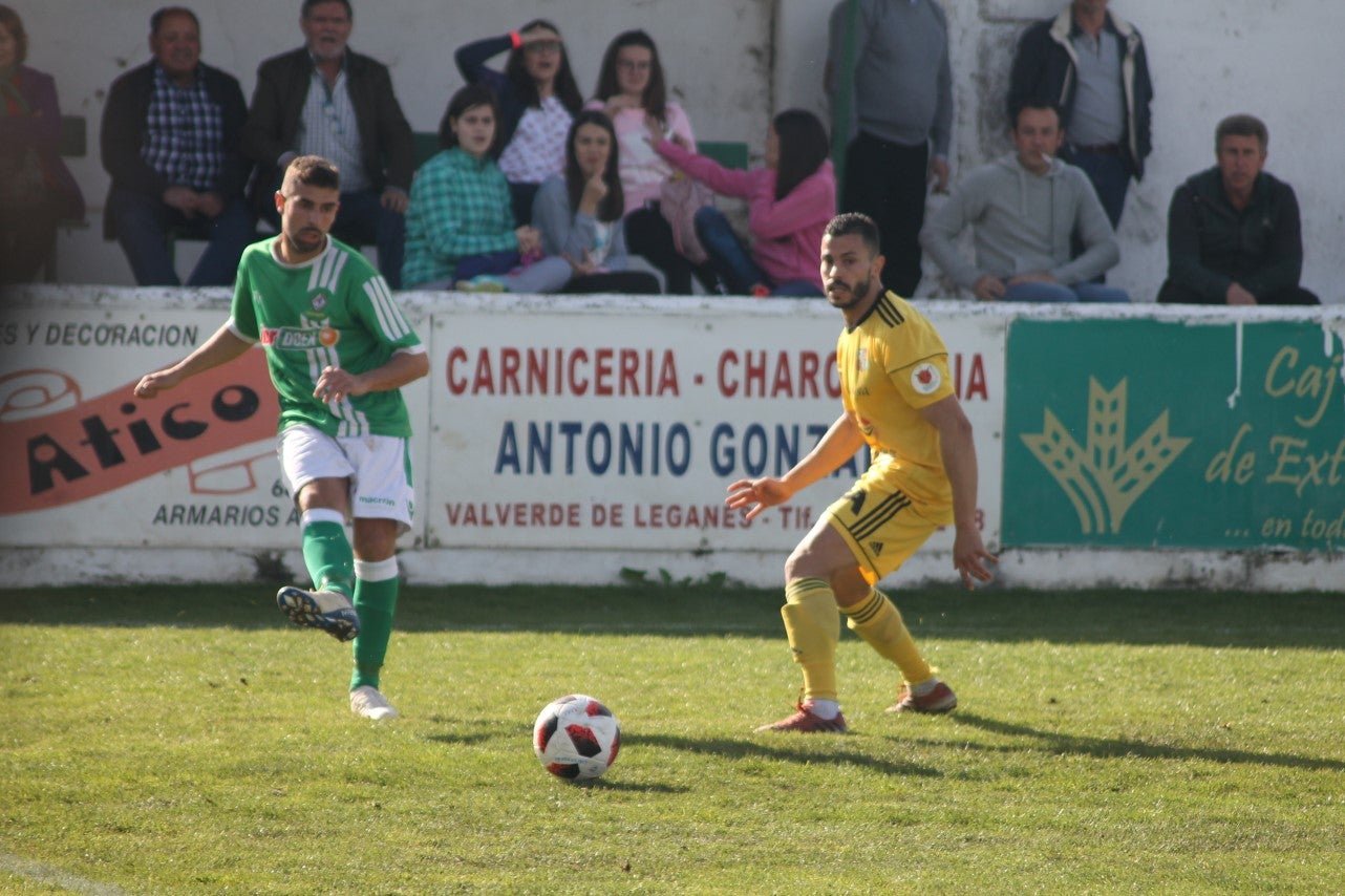 Imágenes del encuentro de la vigesimonovena jornada de liga de Tercera División disputado en el Municipal de San Roque y que finalizó con empate a cero (17-03-2019I