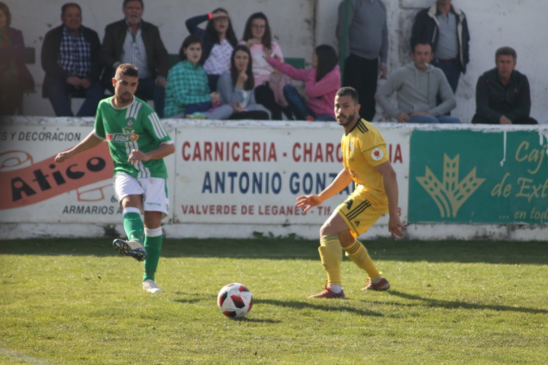 Imágenes del encuentro de la vigesimonovena jornada de liga de Tercera División disputado en el Municipal de San Roque y que finalizó con empate a cero (17-03-2019I