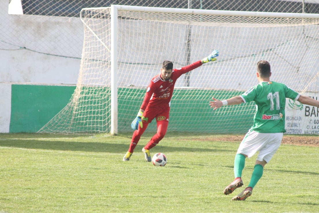 Imágenes del encuentro de la vigesimonovena jornada de liga de Tercera División disputado en el Municipal de San Roque y que finalizó con empate a cero (17-03-2019I