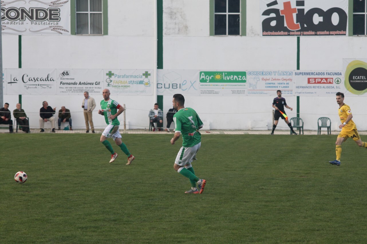 Imágenes del encuentro de la vigesimonovena jornada de liga de Tercera División disputado en el Municipal de San Roque y que finalizó con empate a cero (17-03-2019I