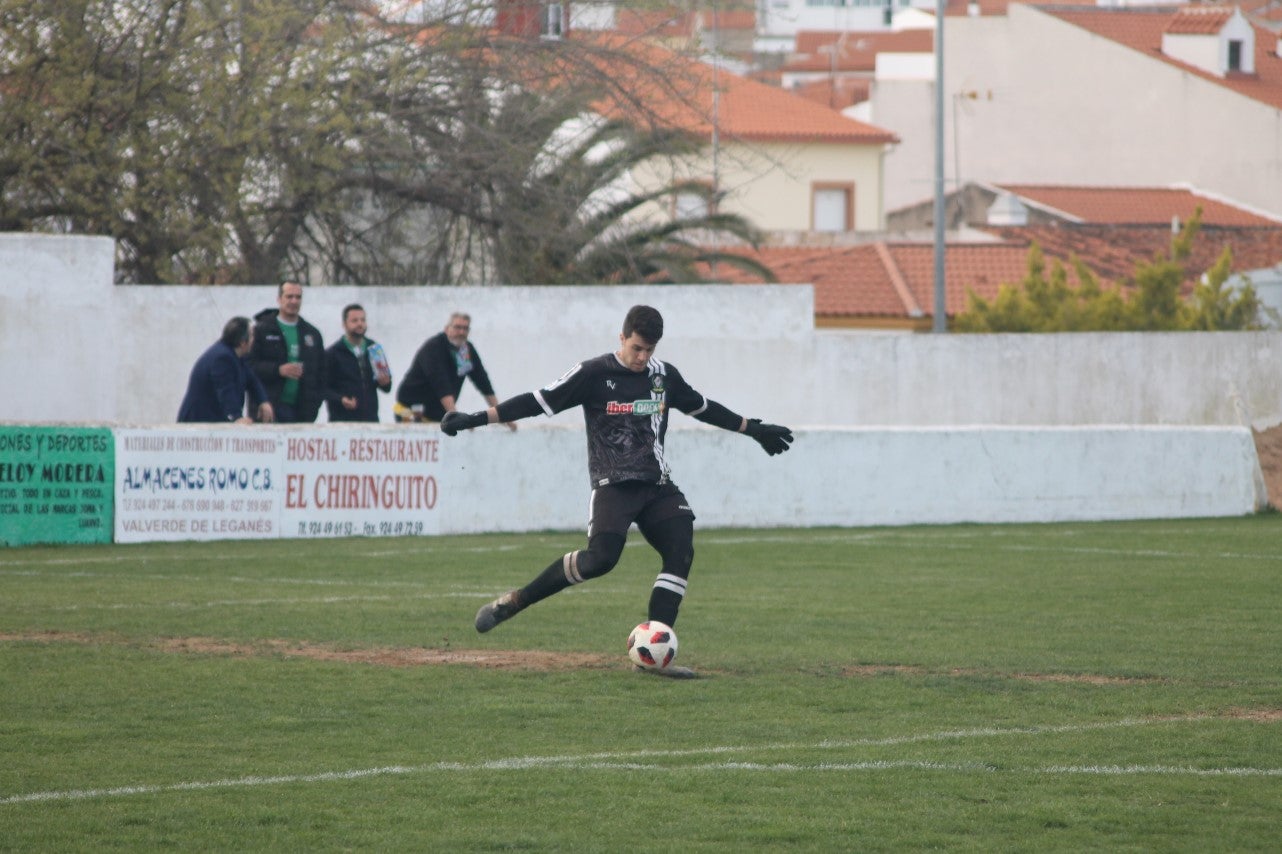 Imágenes del encuentro de la vigesimonovena jornada de liga de Tercera División disputado en el Municipal de San Roque y que finalizó con empate a cero (17-03-2019I