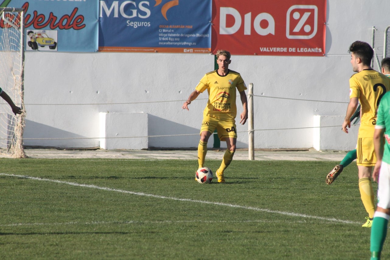 Imágenes del encuentro de la vigesimonovena jornada de liga de Tercera División disputado en el Municipal de San Roque y que finalizó con empate a cero (17-03-2019I