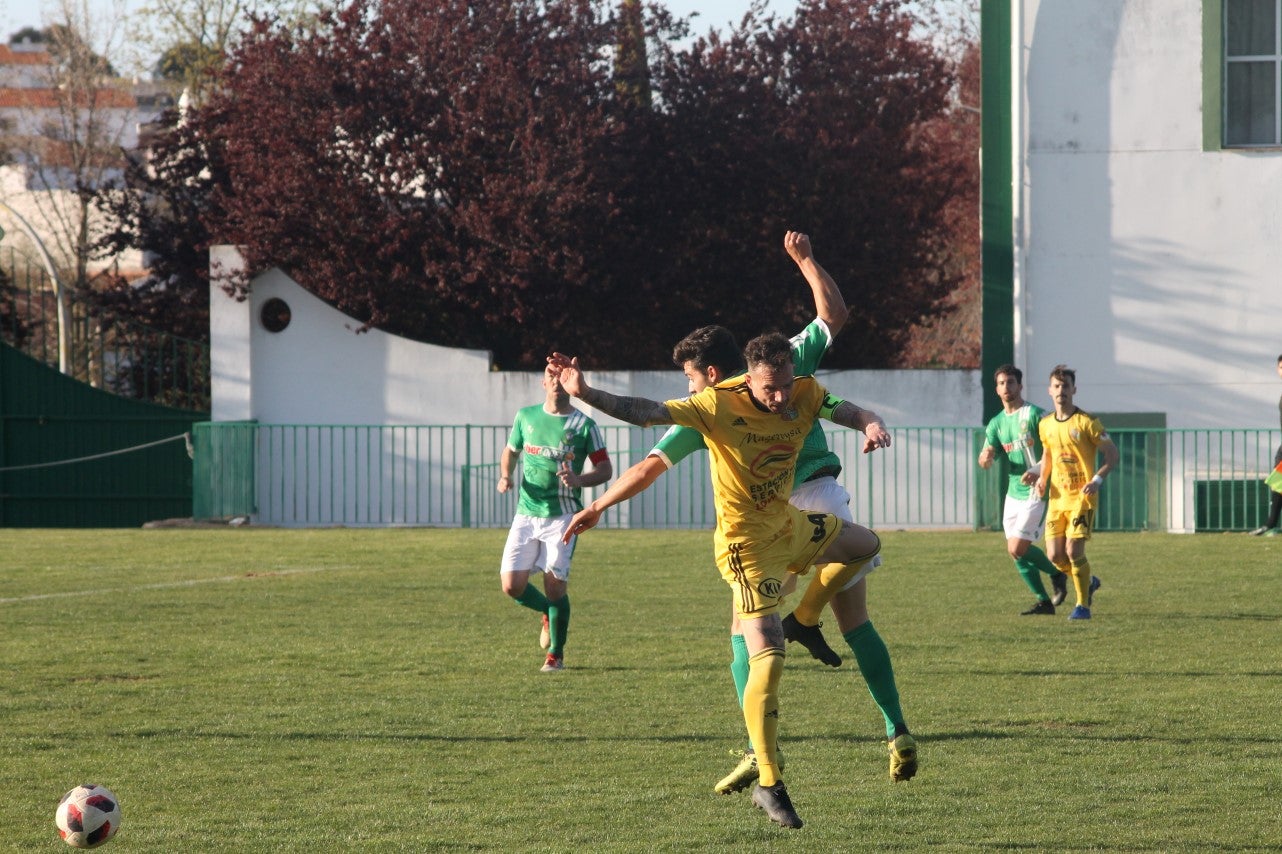 Imágenes del encuentro de la vigesimonovena jornada de liga de Tercera División disputado en el Municipal de San Roque y que finalizó con empate a cero (17-03-2019I