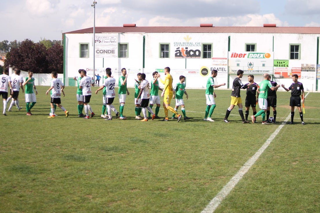 Imágenes del encuentro de la trigesimoprimera jornada de Tercera División disputado en el Municipal de San roque y que acabó con 1-2 (31-03-2019)