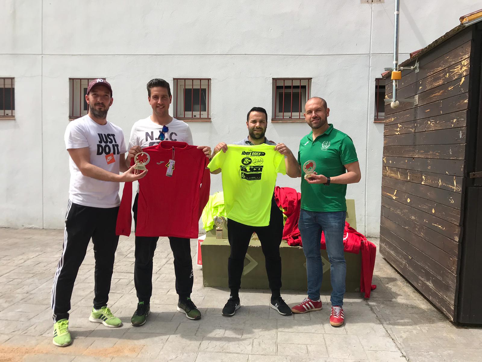 Algunas imágenes del encuentro final de la I Liga de Pádel Local y de la convivencia entre todos los participantes (13-04-2019)