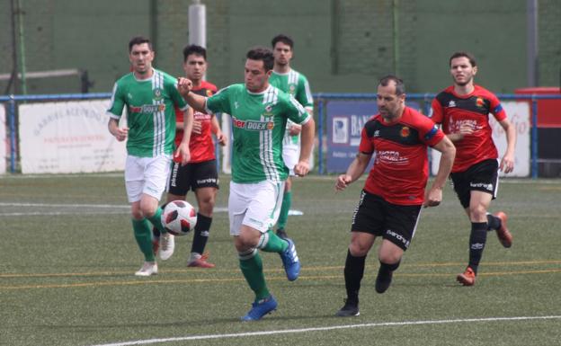 Galería. Los valverdeños Jona y Lauri, cada uno defendiendo sus colores