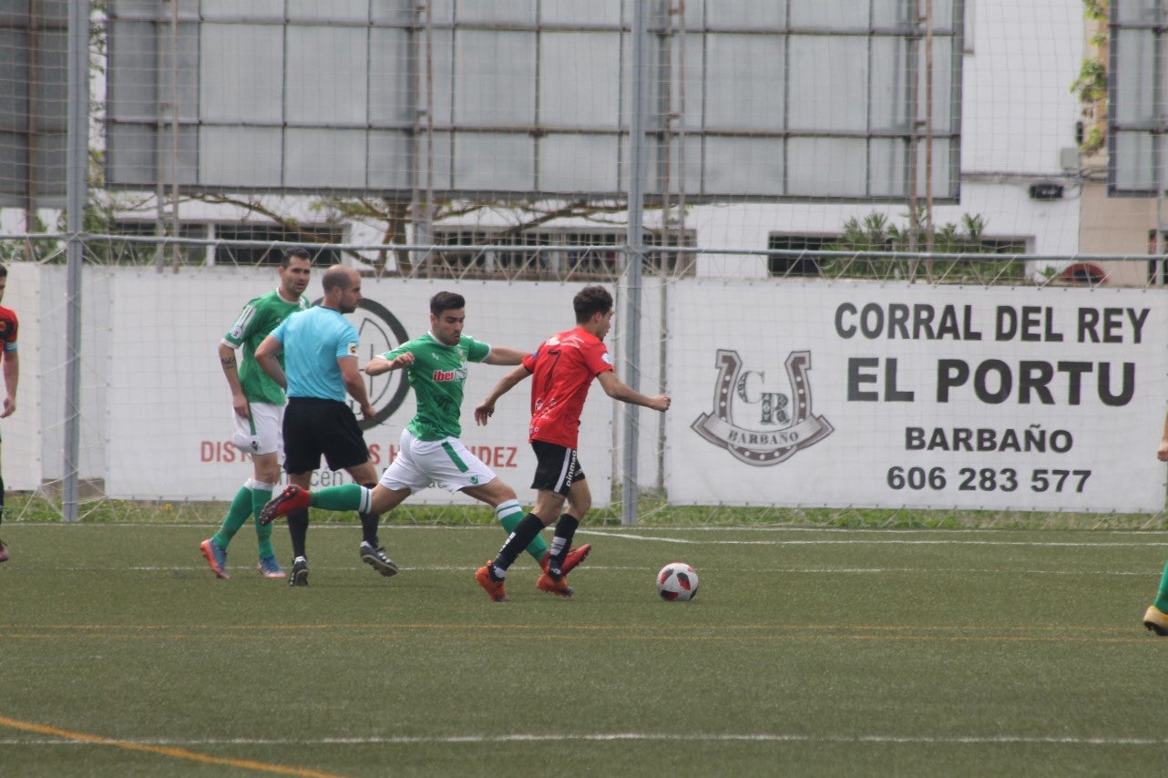 Algunas imágenes del encuentro de la 34ª jornada de Tercera División disputado en Montijo, y que finalizó con empate a uno (18-04-2019)