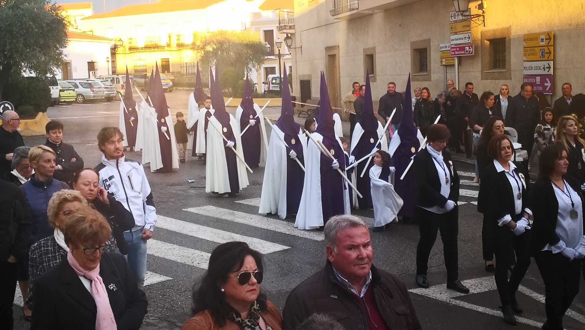 Algunas imágenes de la Procesión del Santo Entierro celebrada el Viernes Santo (19-04-2019)