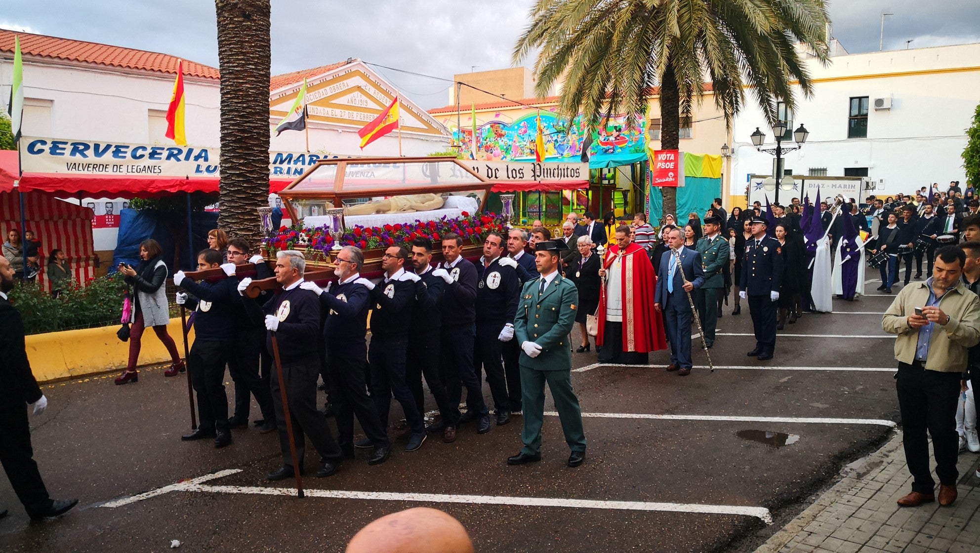 Algunas imágenes de la Procesión del Santo Entierro celebrada el Viernes Santo (19-04-2019)