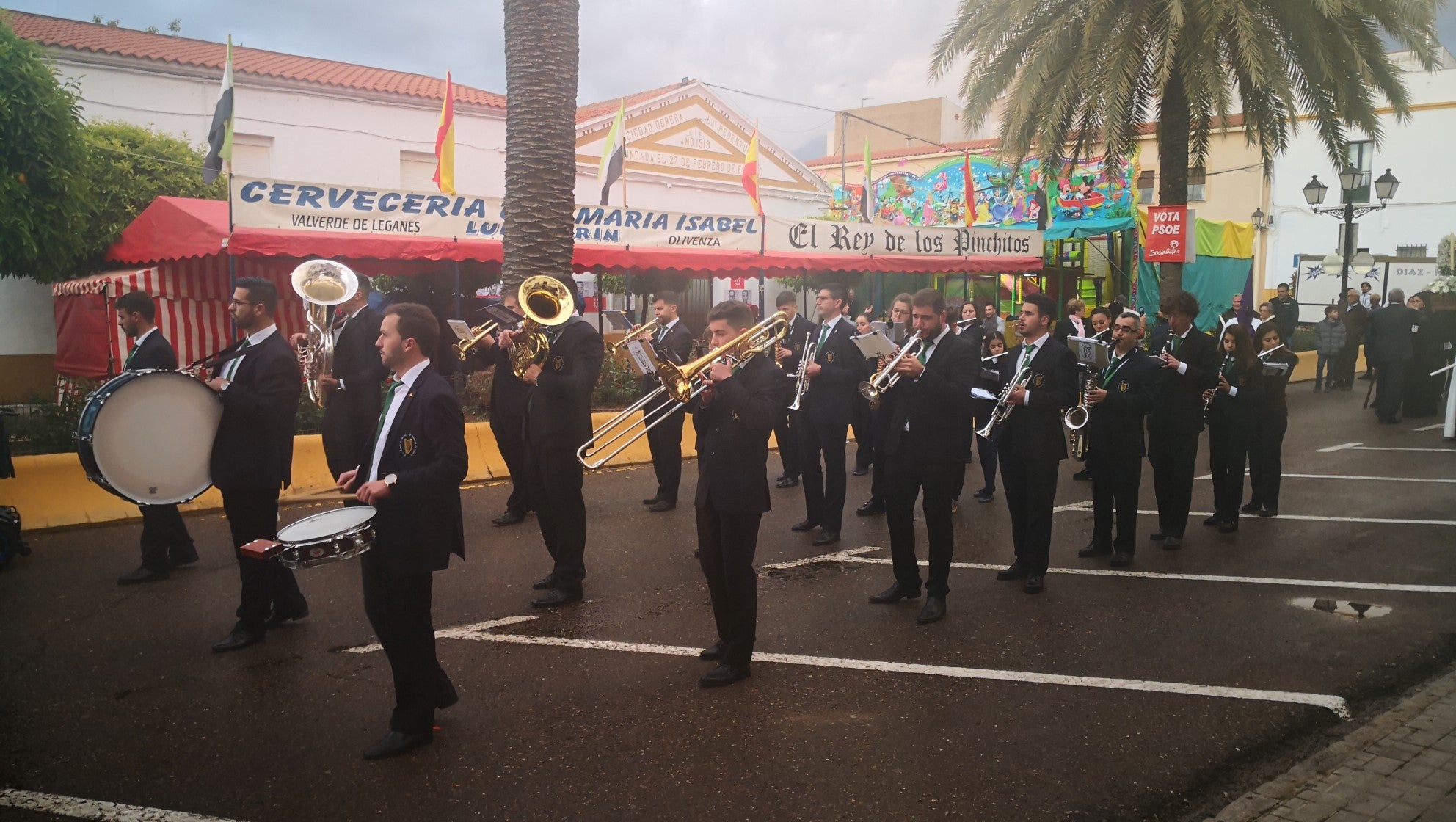 Algunas imágenes de la Procesión del Santo Entierro celebrada el Viernes Santo (19-04-2019)