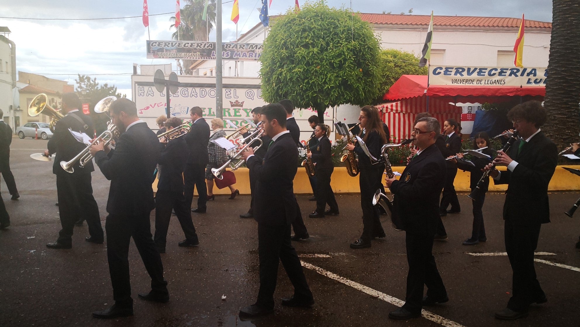 Algunas imágenes de la Procesión del Santo Entierro celebrada el Viernes Santo (19-04-2019)