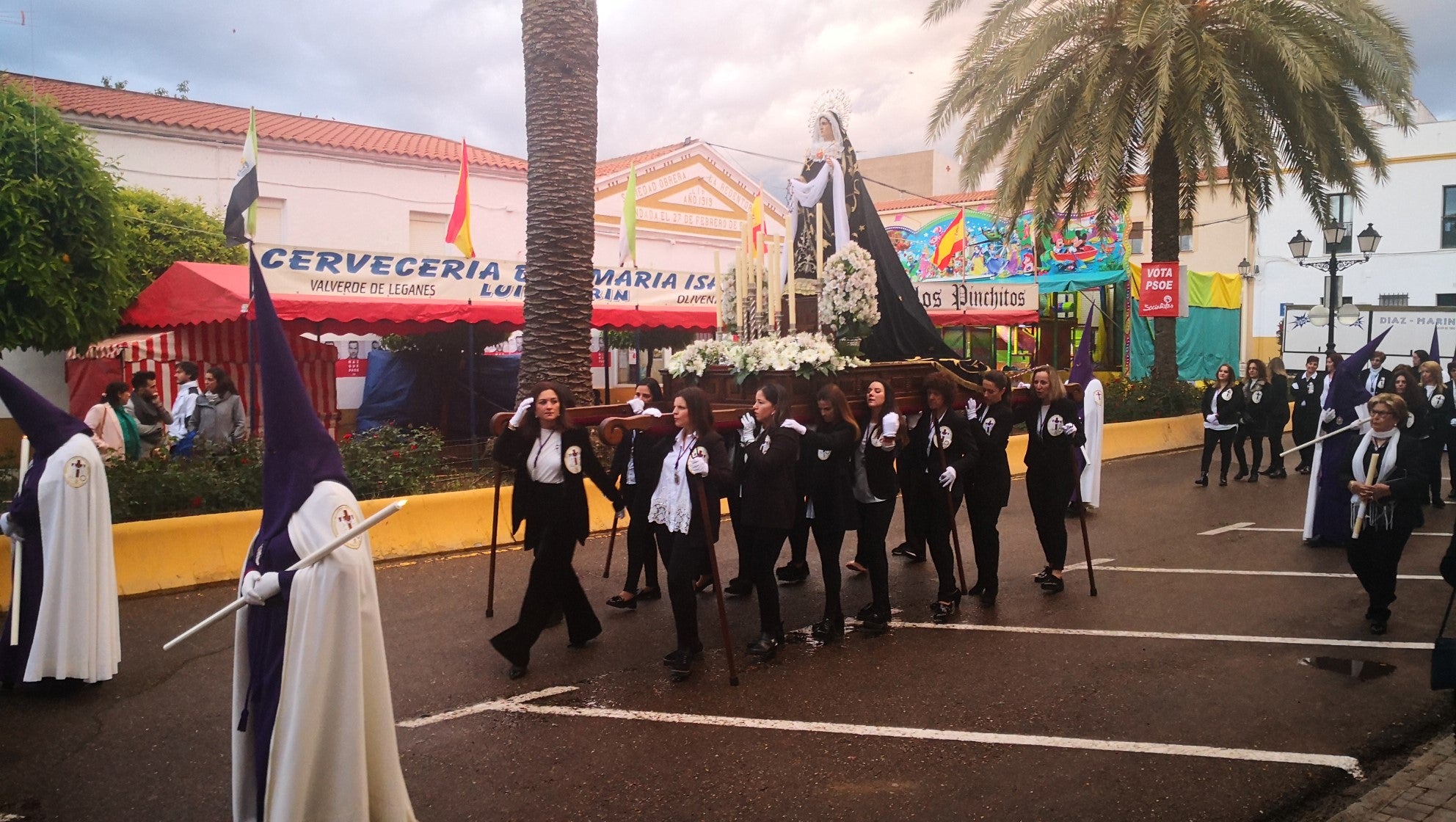 Algunas imágenes de la Procesión del Santo Entierro celebrada el Viernes Santo (19-04-2019)