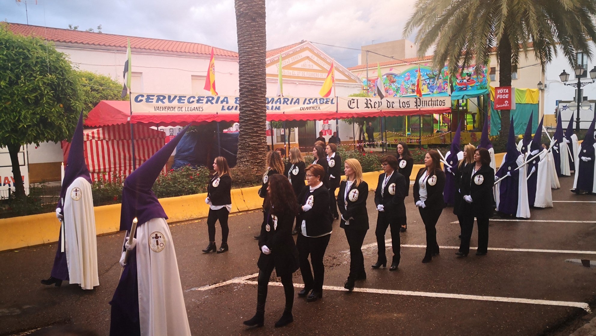 Algunas imágenes de la Procesión del Santo Entierro celebrada el Viernes Santo (19-04-2019)