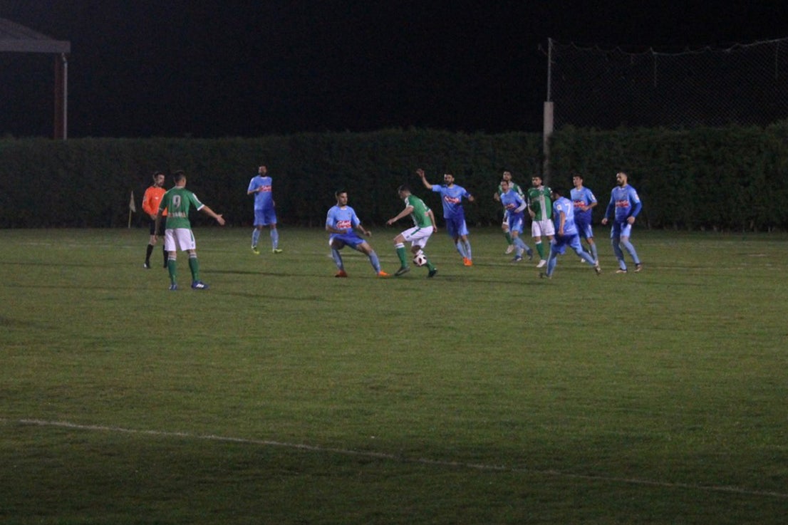 Imágenes del encuentro de la 35ª jornada de liga en Tercera División disputado en el Municipal de San Roque y que finalizó 2-1