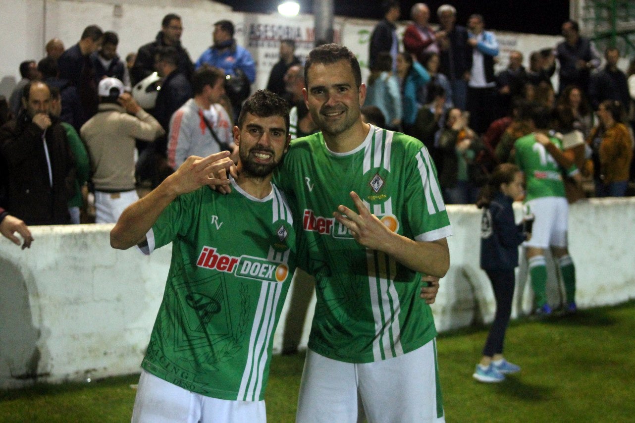 Imágenes del encuentro de la 35ª jornada de liga en Tercera División disputado en el Municipal de San Roque y que finalizó 2-1