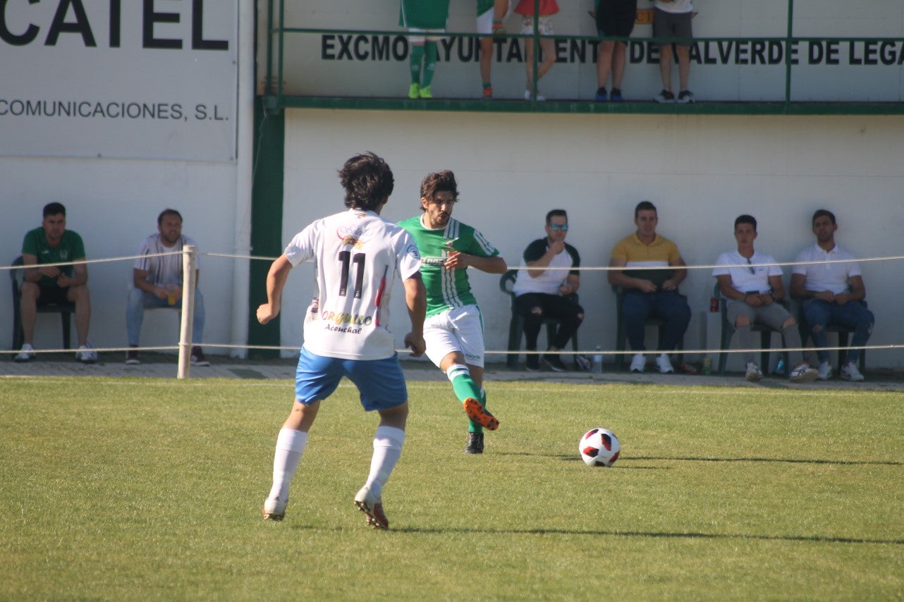 Imágenes del encuentro de la 37ª jornada de liga de Tercera División disputado en el Municipal de San Roque y que terminó 0-2 (12-05-2019)