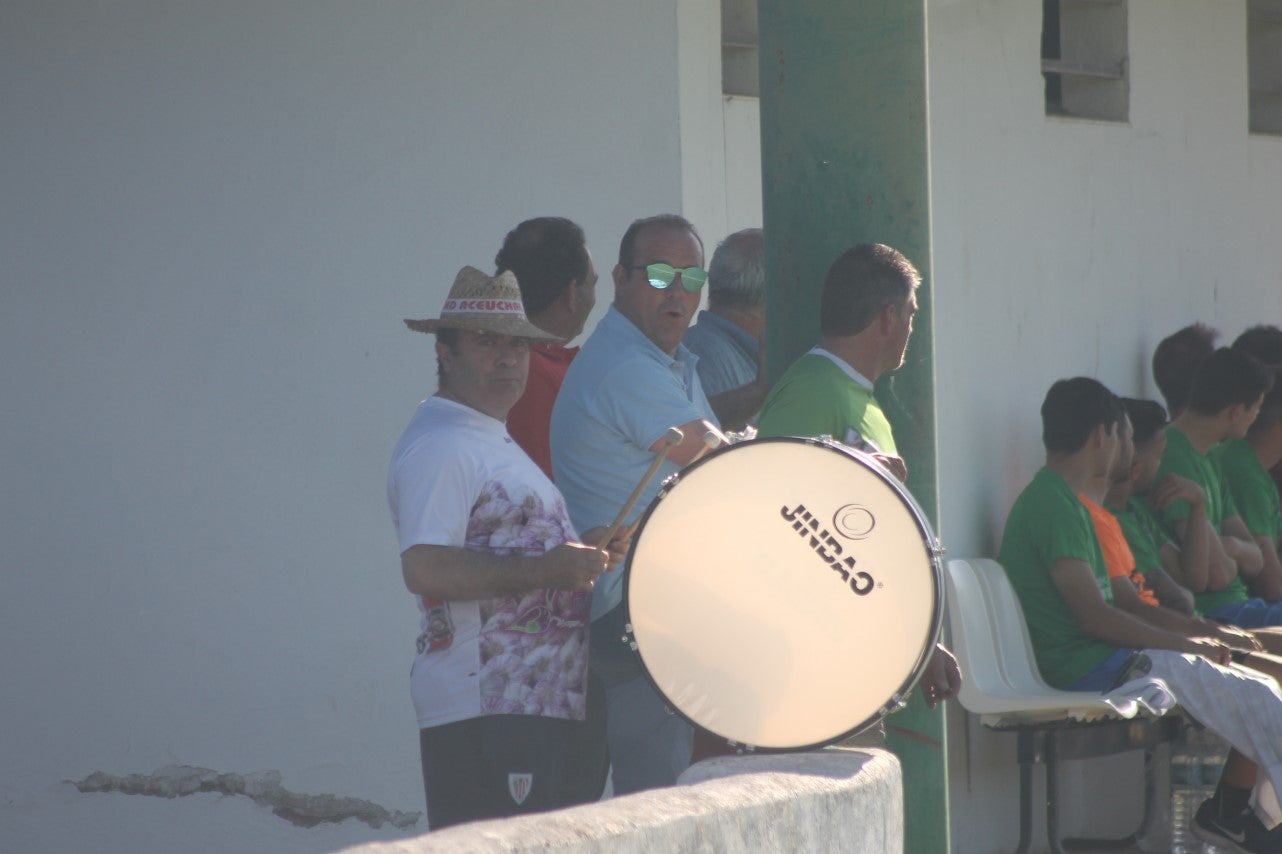Imágenes del encuentro de la 37ª jornada de liga de Tercera División disputado en el Municipal de San Roque y que terminó 0-2 (12-05-2019)