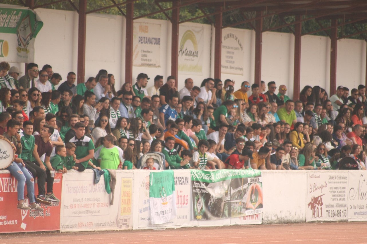 Algunas imágenes del último encuentro de liga de Tercera División disputado en la Ciudad Deportiva de Olivenza y que acabó 3-1 (19-05-2019)