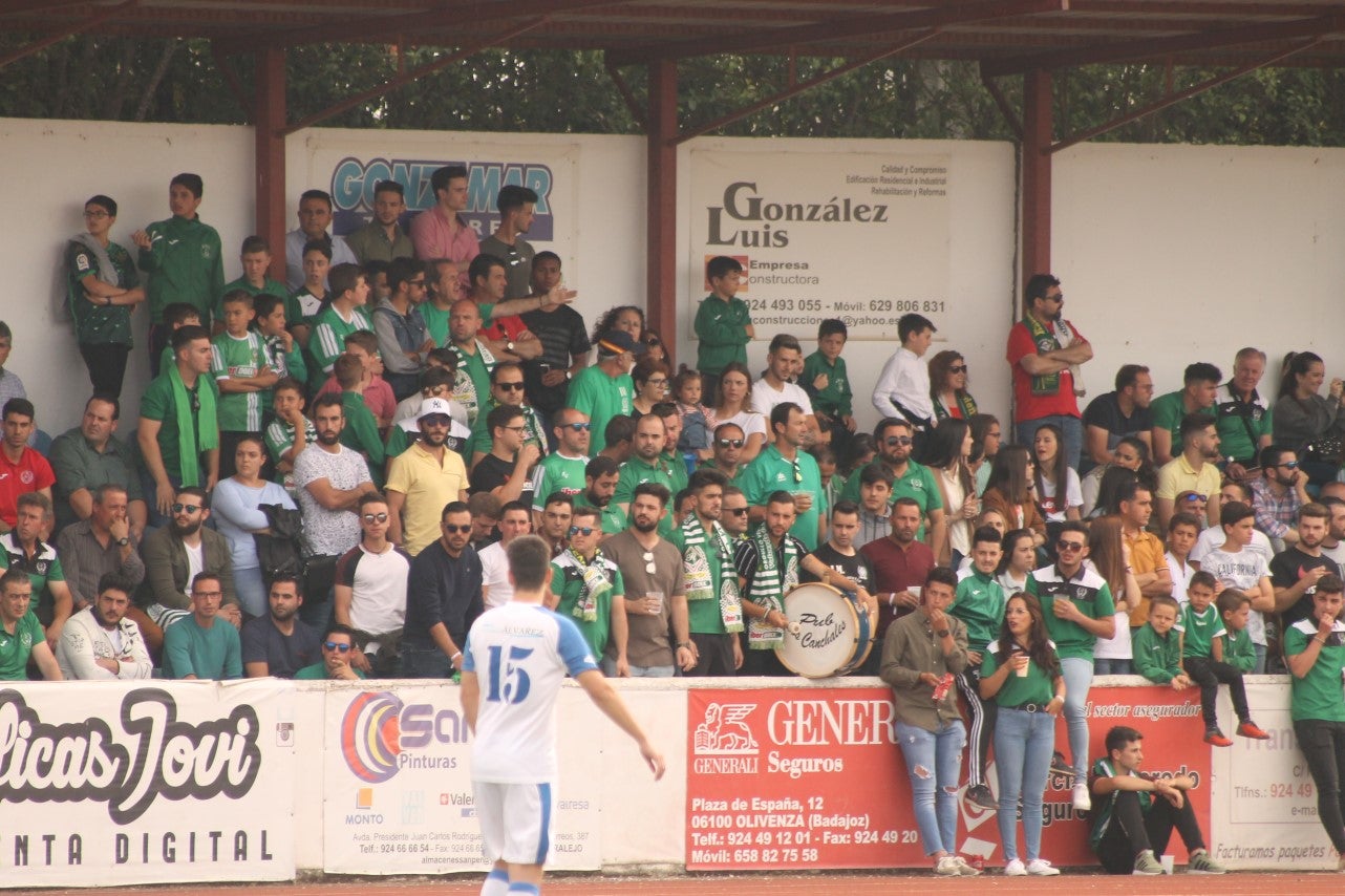Algunas imágenes del último encuentro de liga de Tercera División disputado en la Ciudad Deportiva de Olivenza y que acabó 3-1 (19-05-2019)