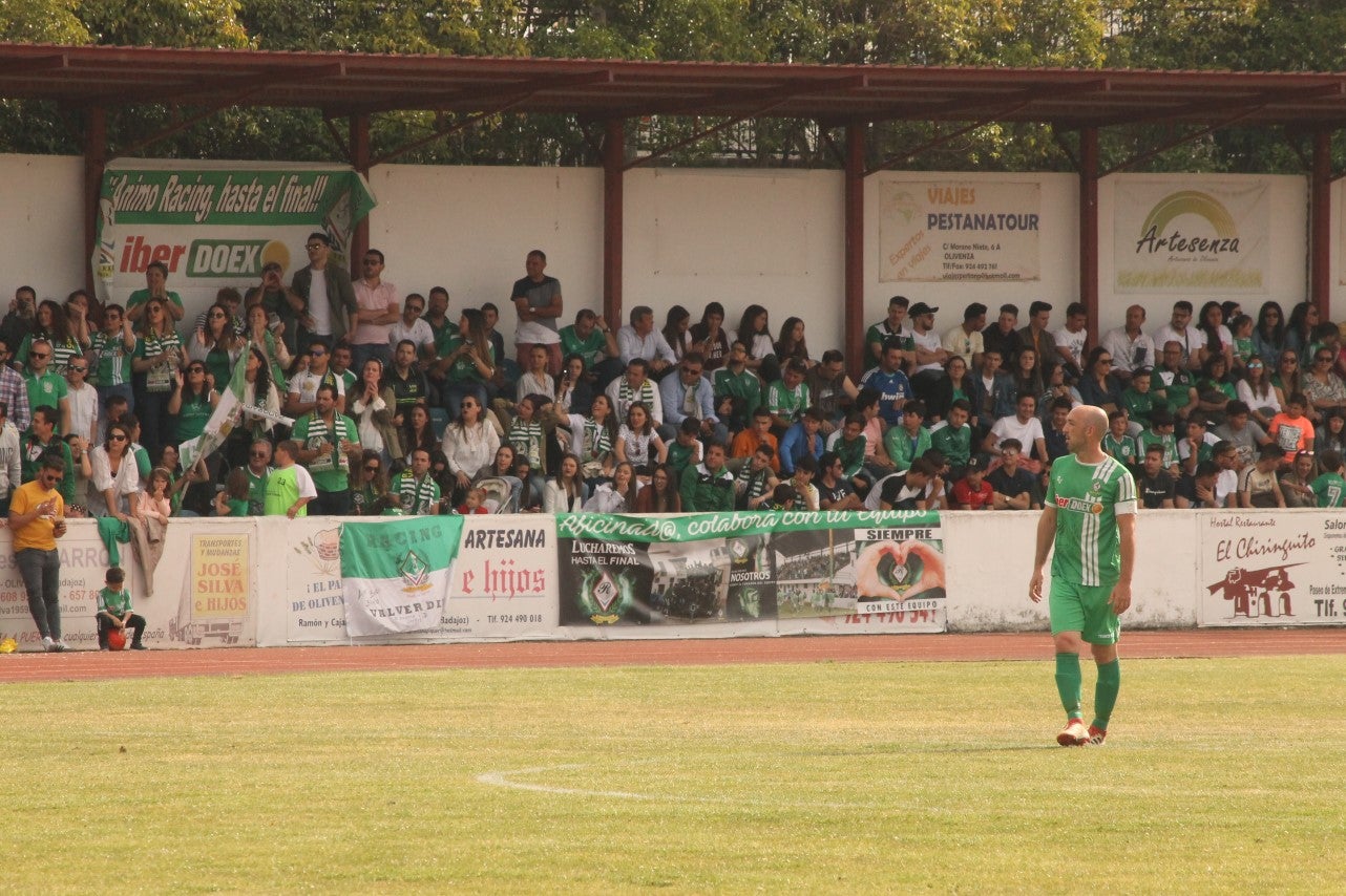 Algunas imágenes del último encuentro de liga de Tercera División disputado en la Ciudad Deportiva de Olivenza y que acabó 3-1 (19-05-2019)