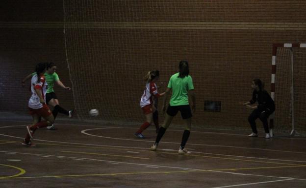 Galería. Uno de los goles de Trino Moreno