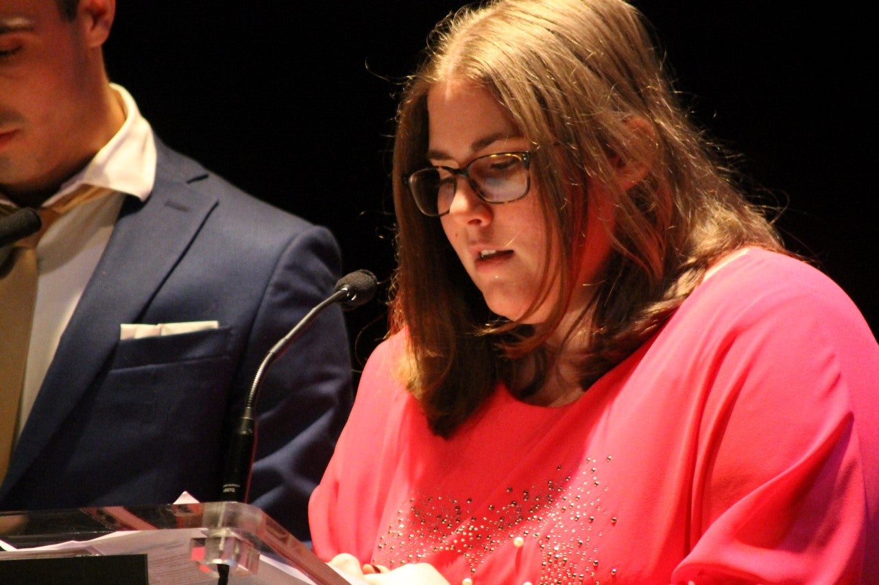 Algunas imágenes de la graduación del IES 'Campos de San Roque' celebrada en la Casa de la Cultura (07-06-2019)