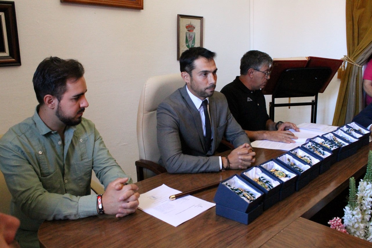 Imágenes del acto de investidura de Manuel Borrego como nuevo alcalde del Ayuntamiento de Valverde de Leganés (15-06-2019)
