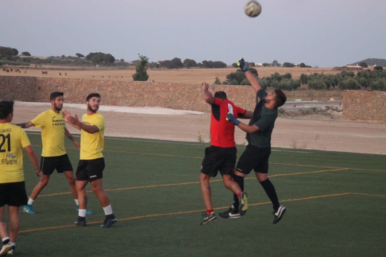 Algunas imágenes de la final y el tercer y cuarto puesto del torneo de verano de fútbol 7 disputado en Valverde de Leganés (01-08-2019)