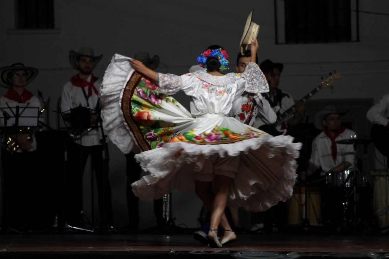 Algunas imágenes de las actuaciones de la 33ª Edición del Festival Folklórico de los Pueblos del Mundo de Extremadura (05-08-2019)