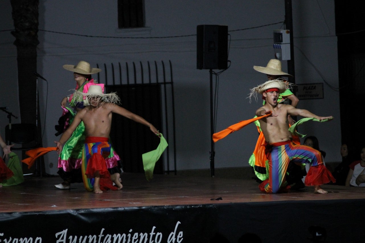 Algunas imágenes de las actuaciones de la 33ª Edición del Festival Folklórico de los Pueblos del Mundo de Extremadura (05-08-2019)