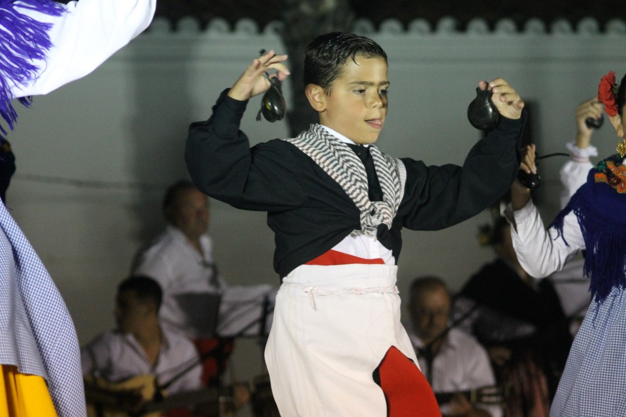Algunas imágenes del Festival Folklórico Infantil con la participación de los Coros y Danzas de Valverde y de Torrox (06-08-2019)