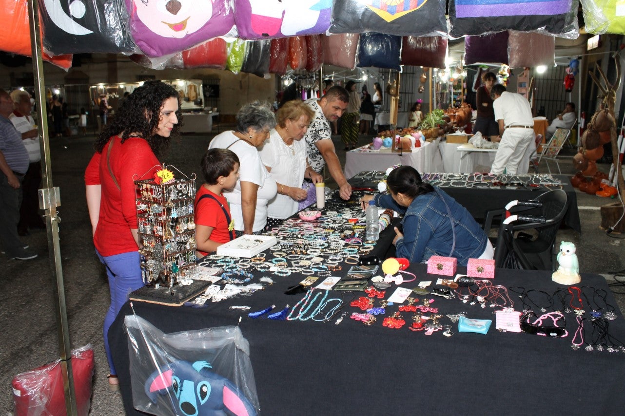 Algunas imágenes de la fiesta de 'Los Bartolos' celebrada en la plaza de la Constitución y sus alrededores (10-08-2019)