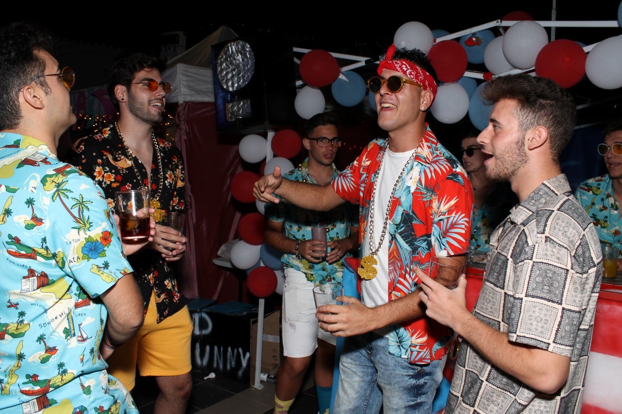 Algunas imágenes de la fiesta de 'Los Bartolos' celebrada en la plaza de la Constitución y sus alrededores (10-08-2019)