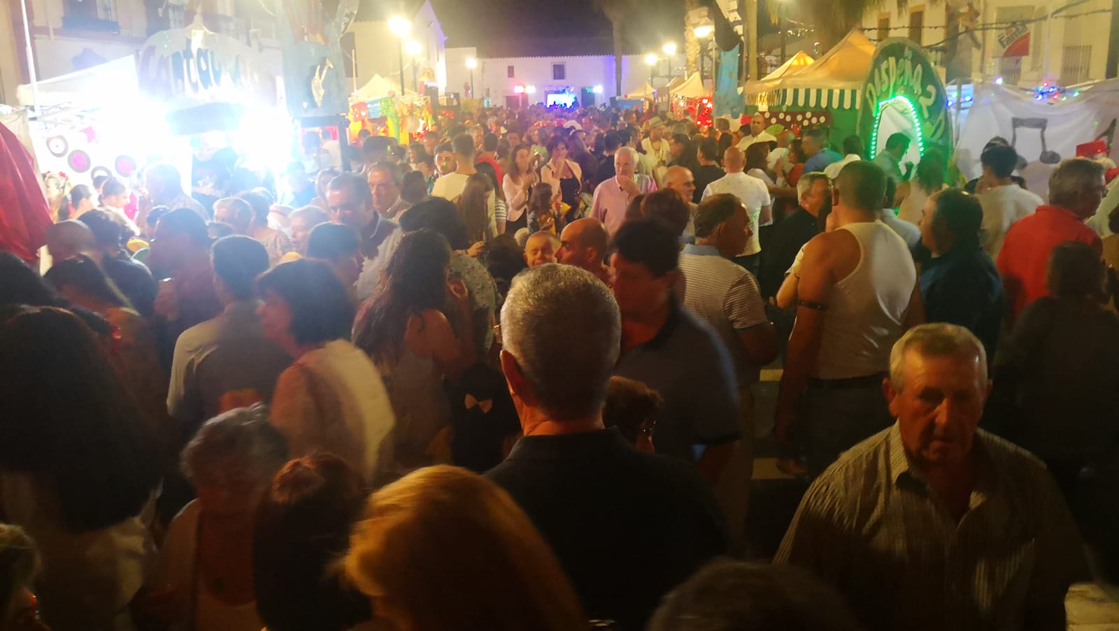 Algunas imágenes de la fiesta de 'Los Bartolos' celebrada en la plaza de la Constitución y sus alrededores (10-08-2019)