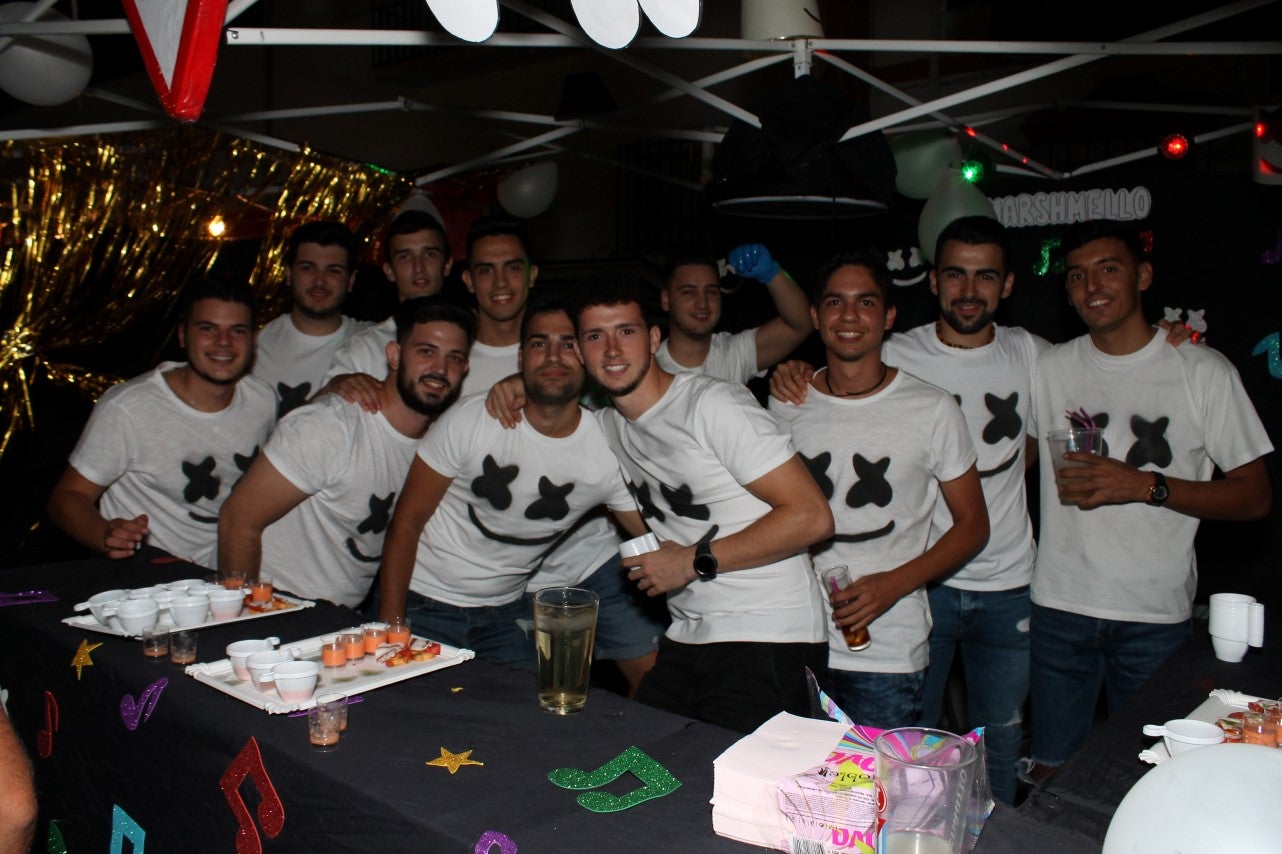 Algunas imágenes de la fiesta de 'Los Bartolos' celebrada en la plaza de la Constitución y sus alrededores (10-08-2019)